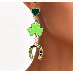Lucky Clover & Horseshoe Drop Earrings – Green Enamel & Gold Tone St. Patrick’s